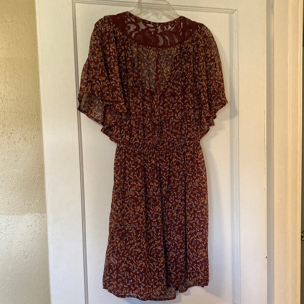 Flutter Sleeve Mini Dress - Picture 3 of 5